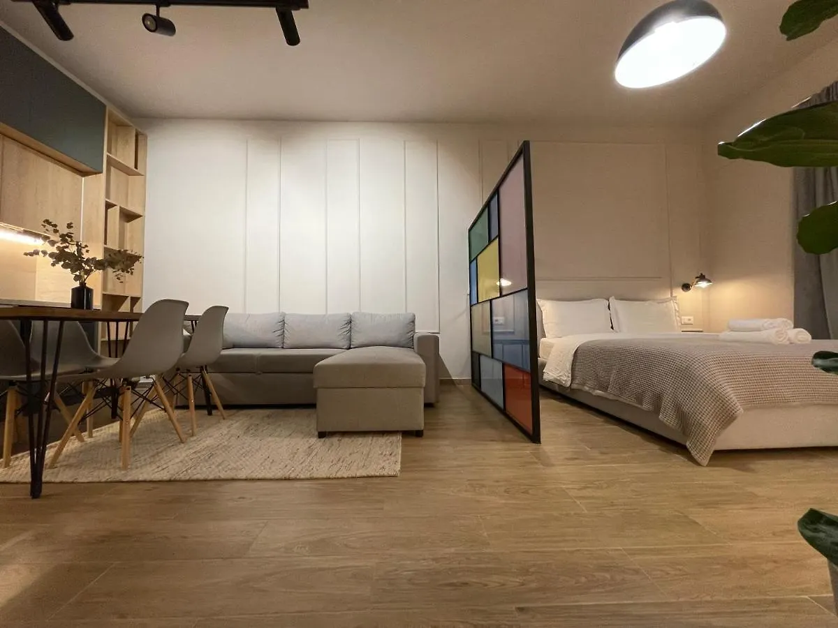 Square 21 Apartments Tirana 0*,  Albania