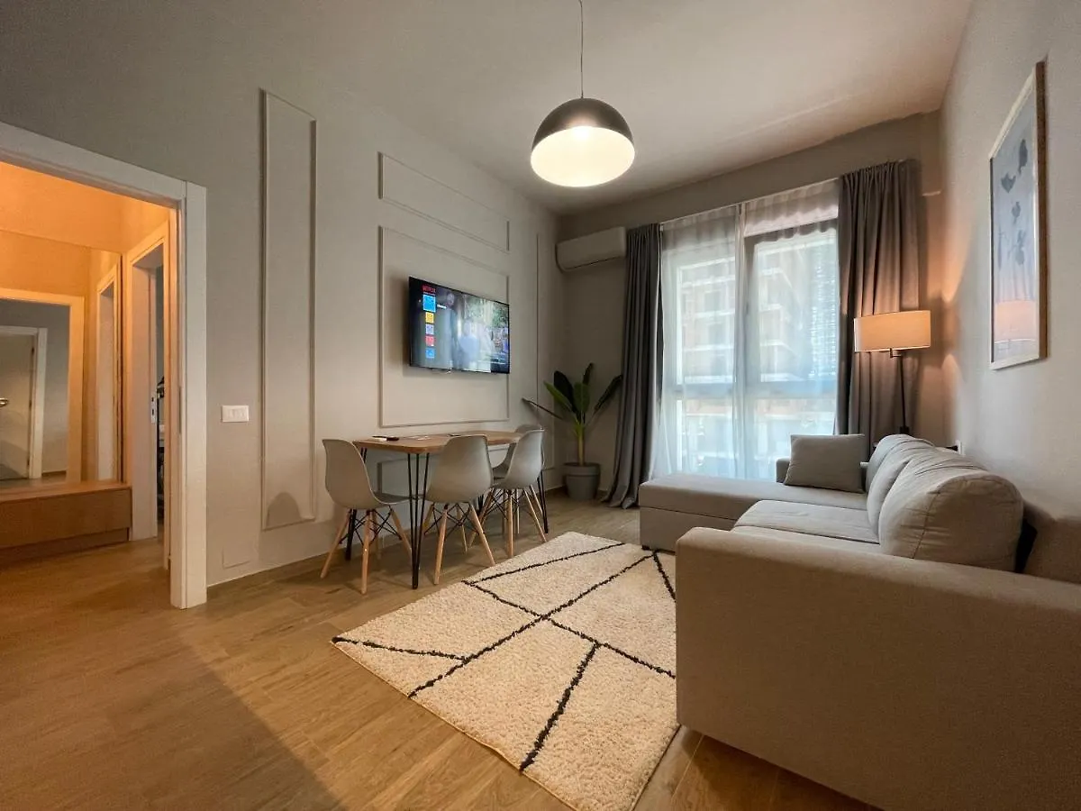 Square 21 Apartments Tirana