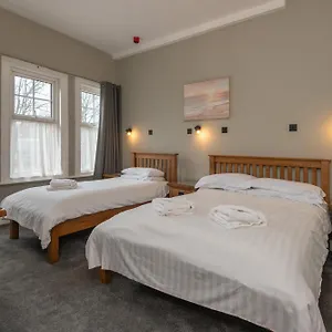 *** Hotel Ascot Grange - Voujon Resturant United Kingdom